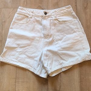 Frank and Oak Nina Cream Short